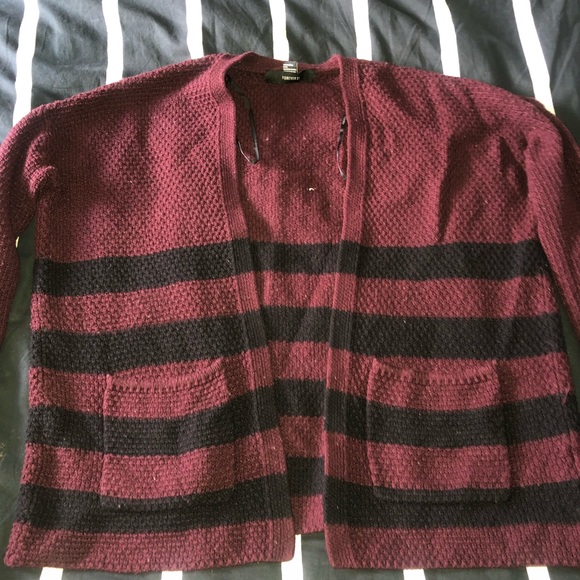 💙 𝟻/$𝟸𝟻 💙 Forever 21 Striped knitted coat - Picture 1 of 5